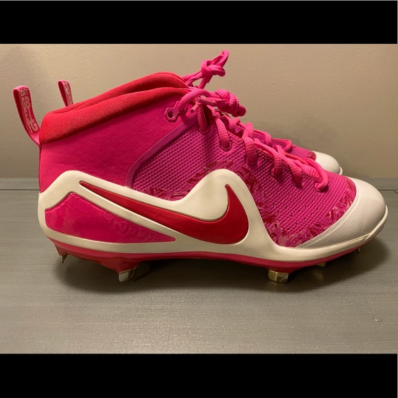 pink nike baseball cleats